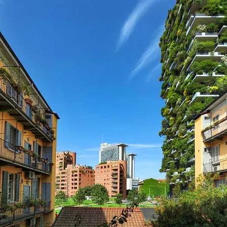 Nel Cuore Del Quartiere Isola, All'ombra Del Bosco Verticale شقة *